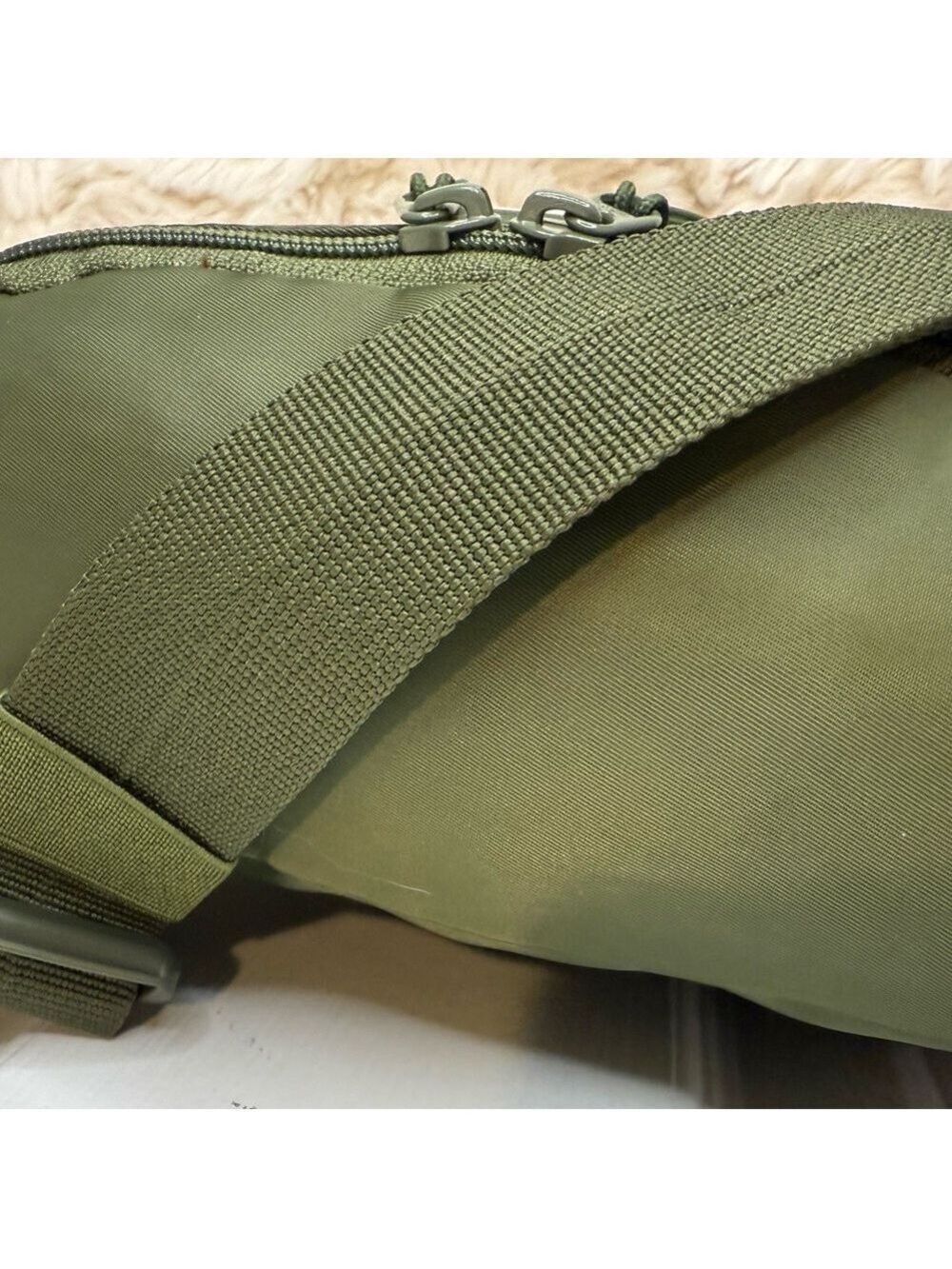 FOLDIE CROSSBODY BAG UNISEX ANTI-THEFT RFID ARMY GREEN - Picture 6 of 15